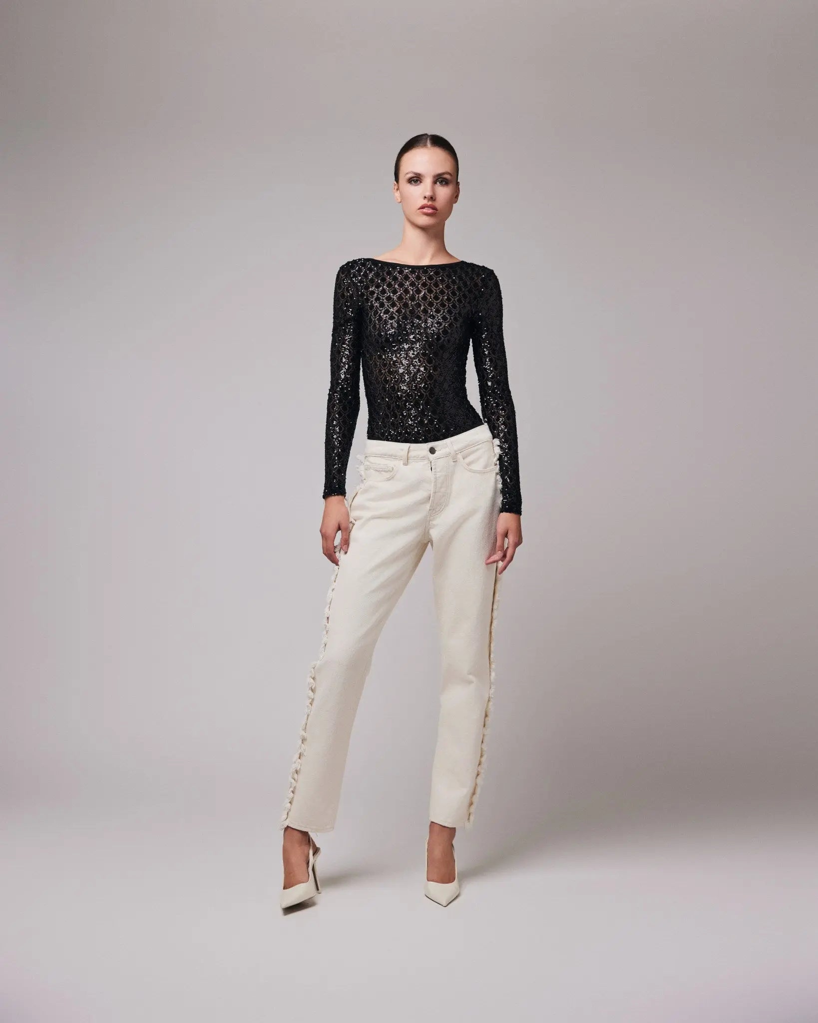 Ecru - styles with Allure body
